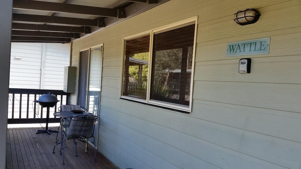 Awonga Cottages Halls Gap Room photo