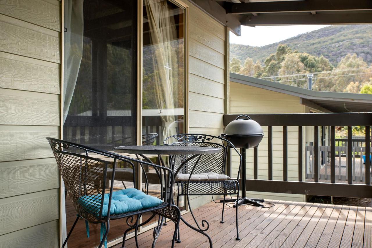 Awonga Cottages Halls Gap Exterior photo